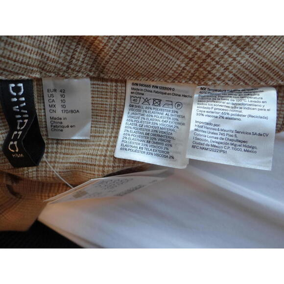 NWT Stylish Brown Plaid Mini Skirt - Picture 3 of 3